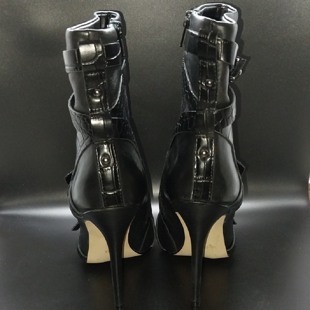 ⚡️SALE Guess Black Strappy Ankle Boots - Picture 3 of 4